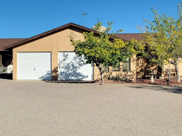 101 Superior Dr, Elephant Butte, NM 87935