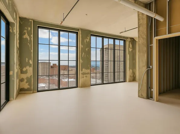 117 E 7th St #902-A, Chattanooga, TN 37402