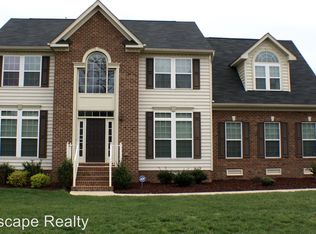 1607 Astwood Cove Dr, Chester, VA 23836