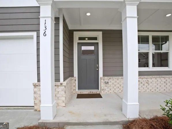 136 Hampton Ter, Dallas, GA 30157