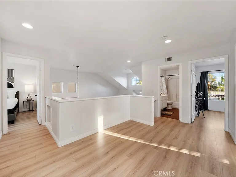 2 Cameron Cir — Photo 45