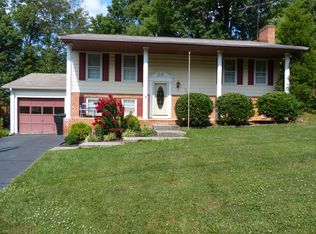 2039 Montclair Dr, Roanoke, VA 24019