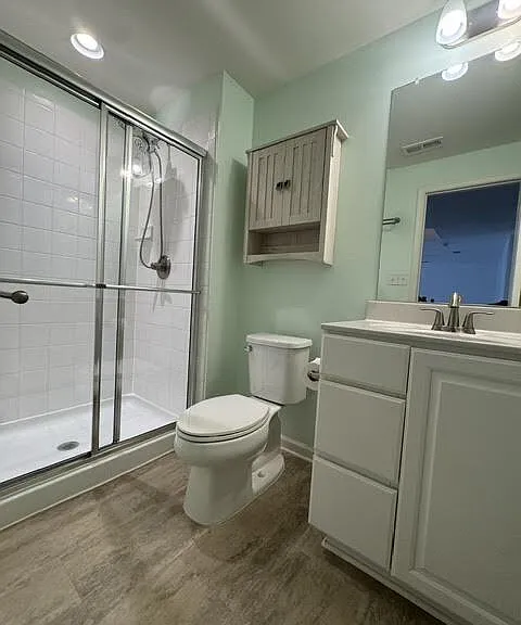 136 Alliance Ct — Photo 36