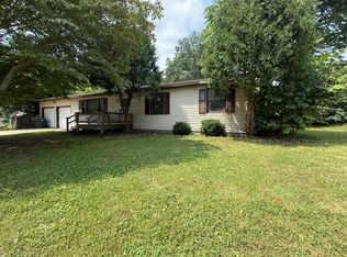 502 Clark St, Buchanan, MI 49107