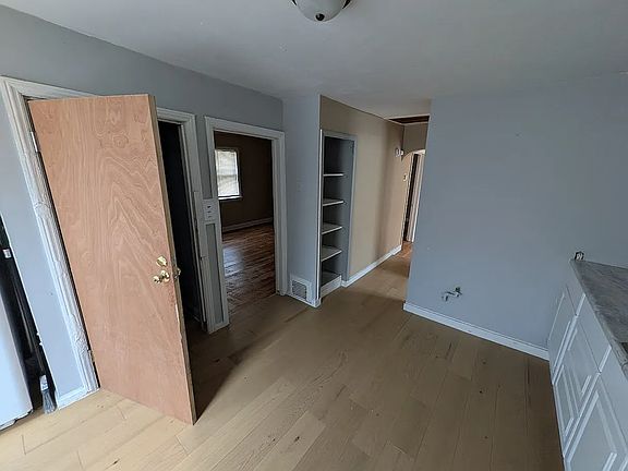 4th image of 2745 N 18th St