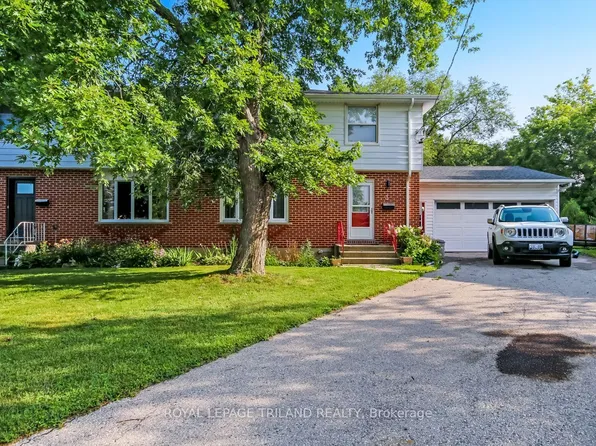 3 Gregory Pl, Saint Thomas, ON N5R 4S4