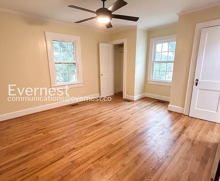 433 Holt Ave — Photo 15