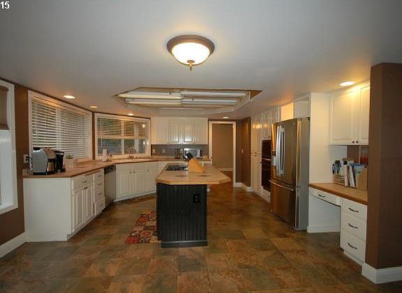 4th image of 14917 NE Cedars View Dr