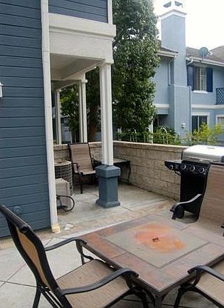 4th image of 85 Breakers Ln