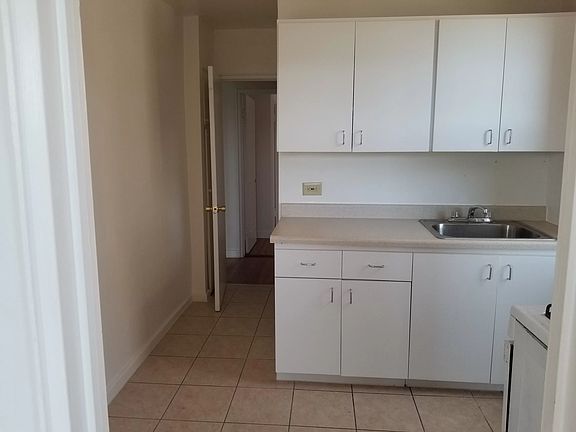 5th image of 30-11 Parsons Blvd #6O