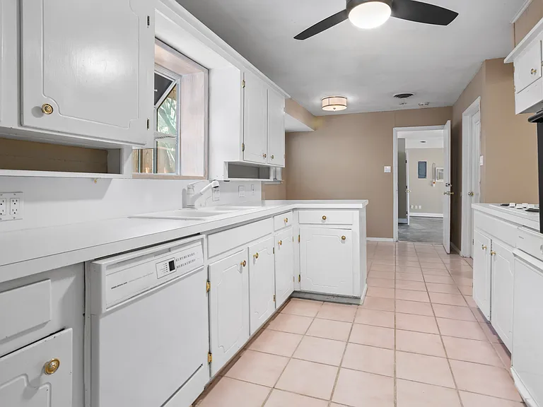 6948 Valhalla Rd — Photo 13