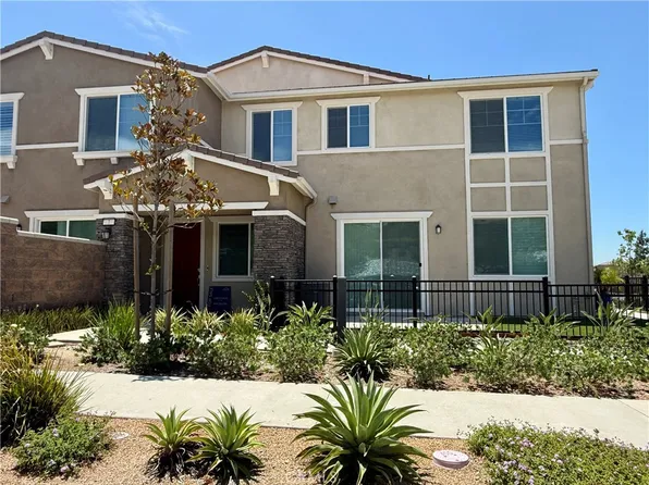16540 Wyndham Ln #7, Fontana, CA 92336