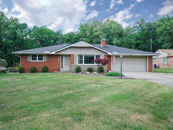696 Milford Hills Dr, Milford, OH 45150