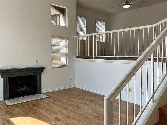 2nd image of 1345 E Grand Ave Unit A