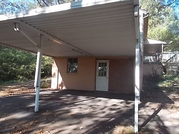 3rd image of 5004 Moss Dr