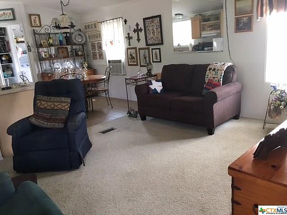 4th image of 1130 Cypress Dr
