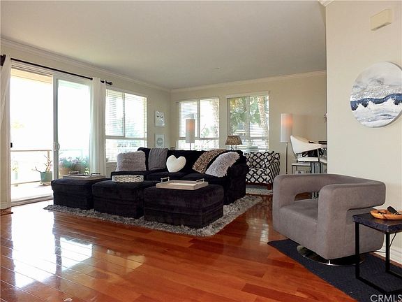 5th image of 1000 Ocean Blvd #409