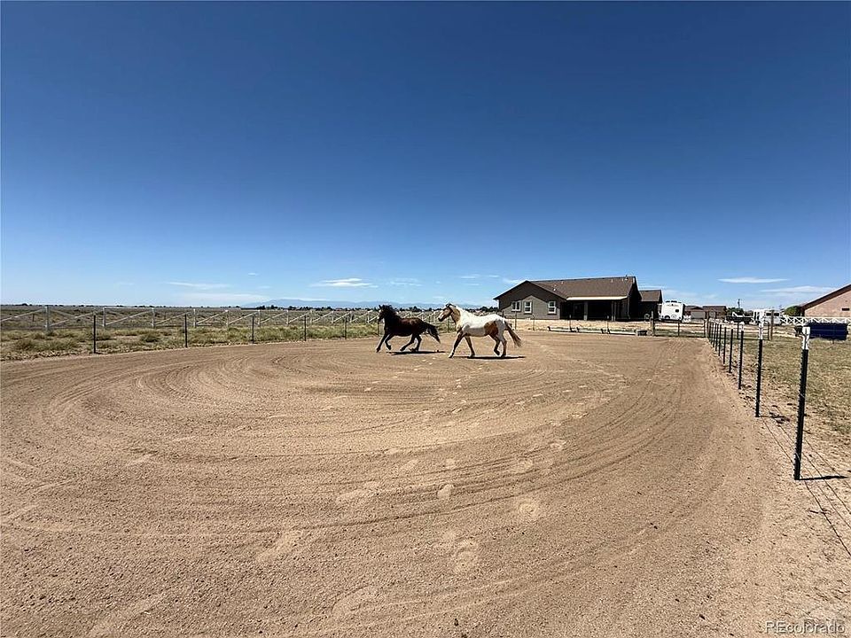 1st image of 1180 N Saddle Ridge Ln