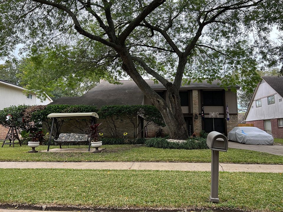 1st image of 8510 Quail Croft Dr