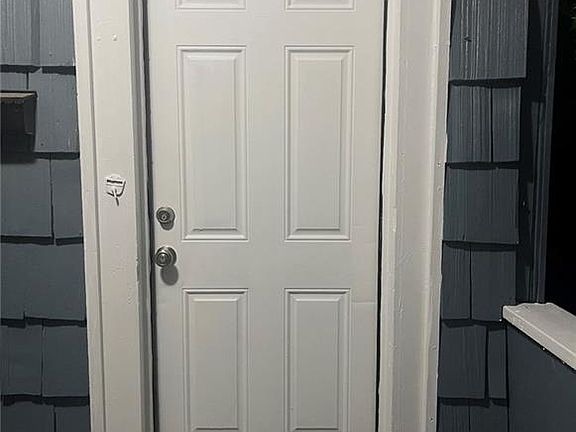 2nd image of 410 N Wheeling Ave