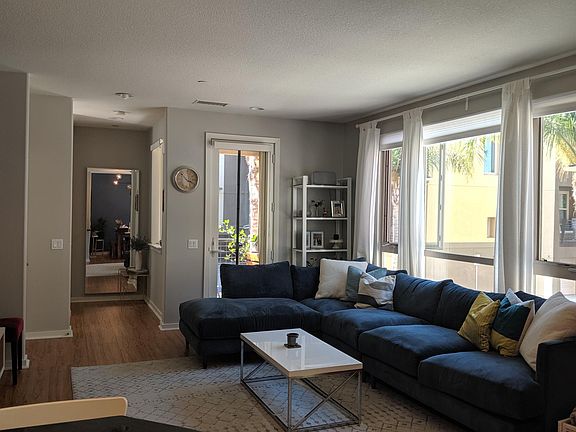 5th image of 5410 W 149th Pl Unit 15