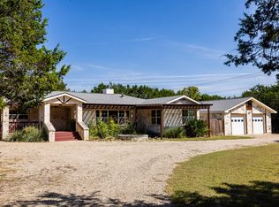 1121 Monroe Dr, Kerrville, TX 78028