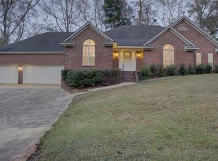 100 Sintabouge Cir, Daphne, AL 36526