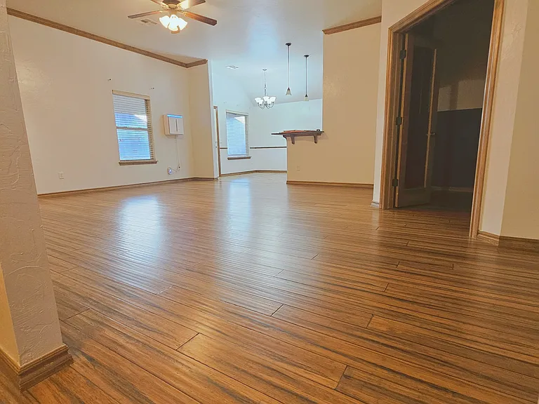 12217 Fox Hill Way — Photo 2