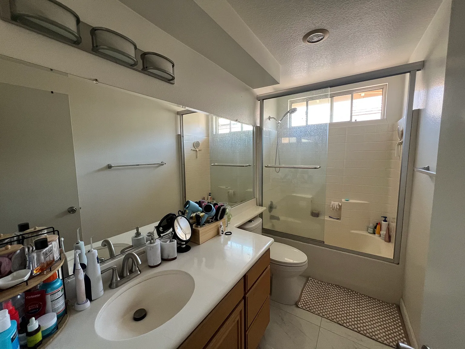 3 bed, 2.5 bath, 1478 sqft, $1,100 — Photo 4