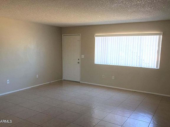 3rd image of 3331 W HARMONT Drive