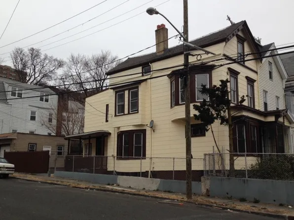 420 Summer Ave, Newark, NJ 07104