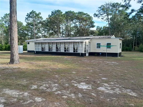 11690 SE 81st St, Morriston, FL 32668