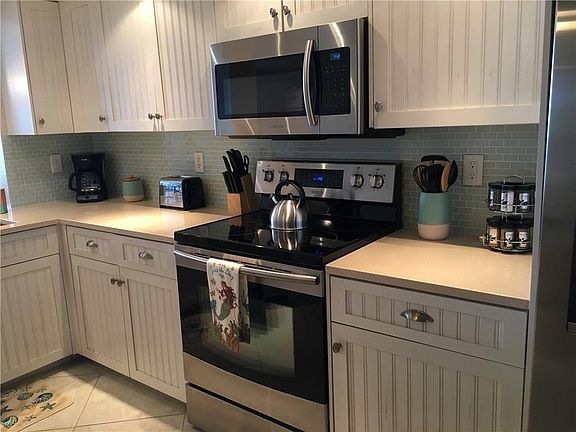 5th image of 9600 S Ocean Dr APT 708