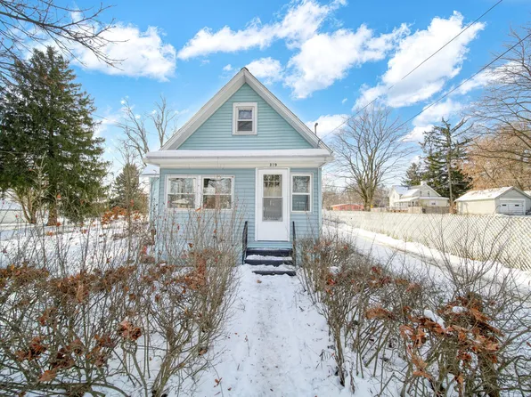 319 W North St, Jackson, MI 49202