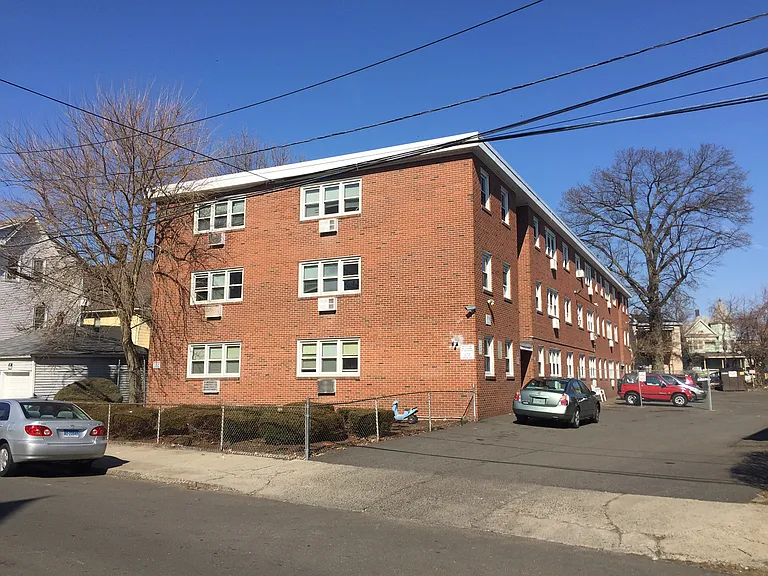 64 Rosedale St #B4 — Photo 8