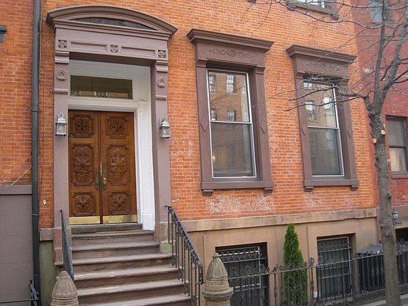 4th image of 440 W 22nd St #1G