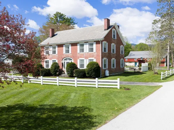 1677 Barnumville Road, Manchester, VT 05255