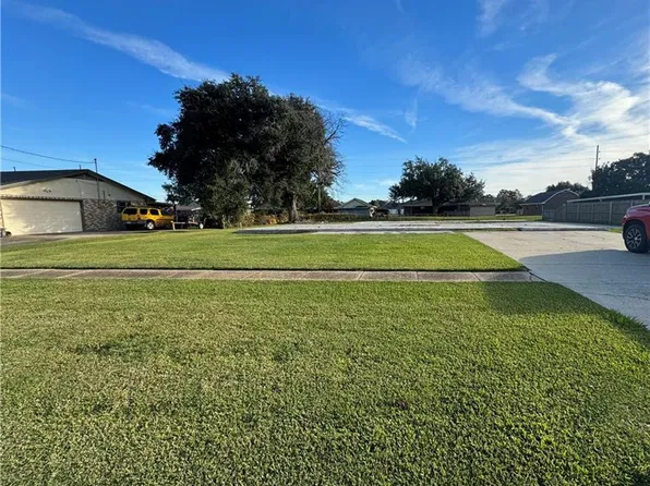 1664 3rd St, Lutcher, LA 70071
