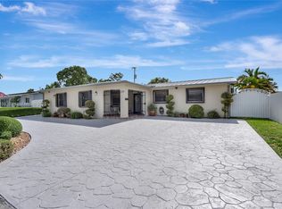 2311 SW 89th Ct, Miami, FL 33165