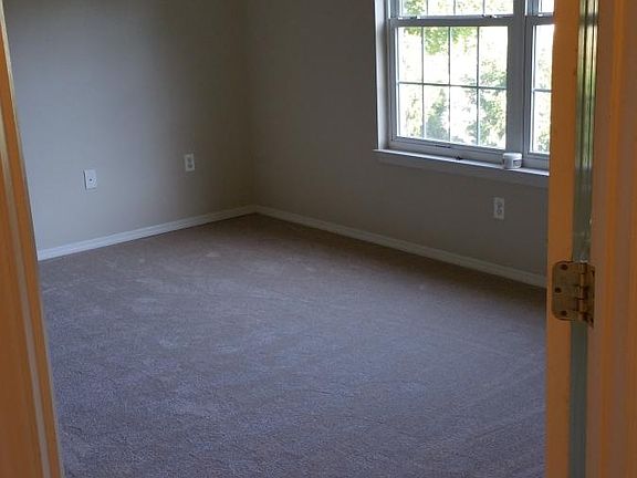 5th image of 66 Jacqueline Way