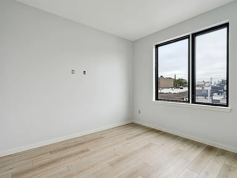 Studio, $1,549 — Photo 4