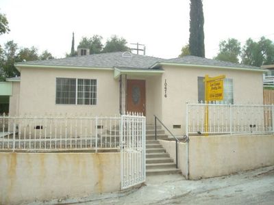 10676 Olive Grove Ave, Sunland, CA, 91040