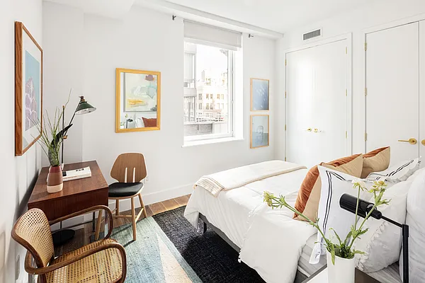 Rented by Compass | media 12