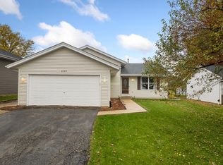 6389 Tramore Ln, Rockford, IL 61107