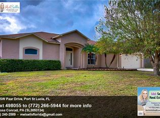 390 SW Paar Dr, Port Saint Lucie, FL 34953