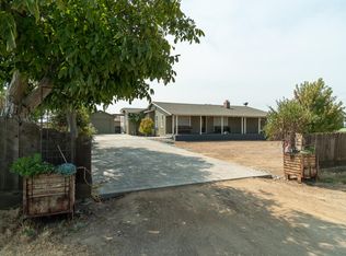 1191 Wright Rd, Hollister, CA 95023