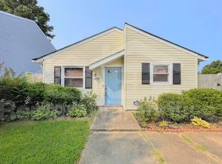3870 Sugar Creek Cir, Portsmouth, VA 23703