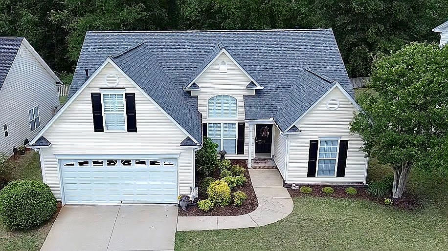1st image of 10 Mercer Dr