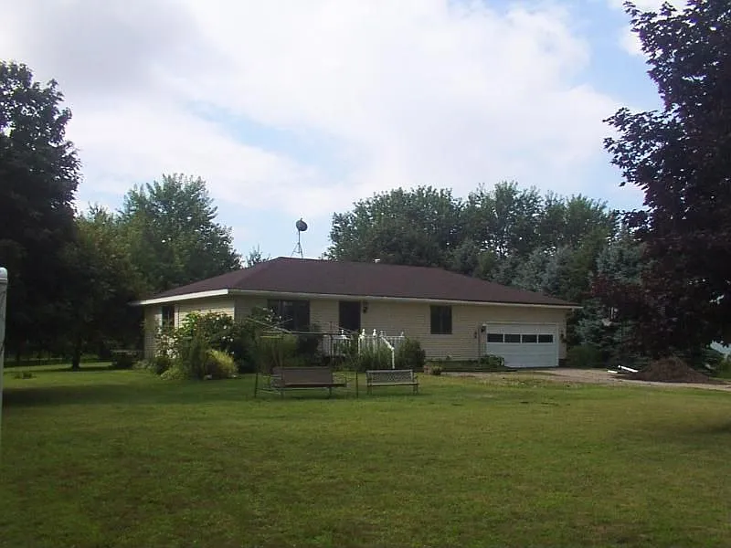 11333 E Lake Rd photo 1