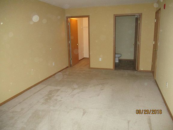 5th image of 6935 70th Ct Unit 303